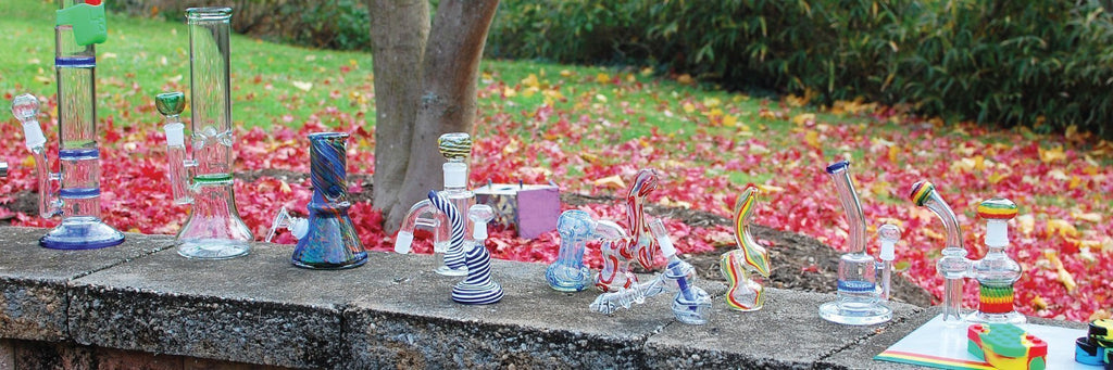 Dab Rigs vs. Bongs